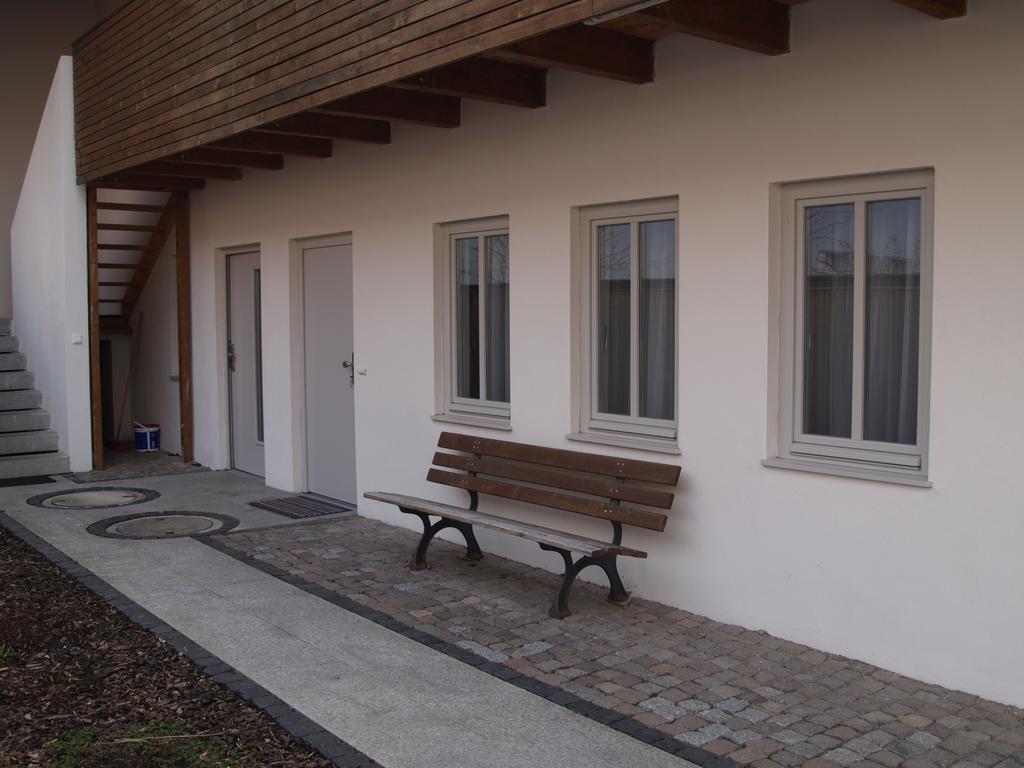Gaestehaus In Der Gotthardtstrasse Erfurt Exterior photo